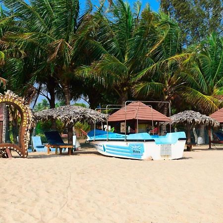 Mithra Paradise Beach Hotel Nilaveli Zewnętrze zdjęcie